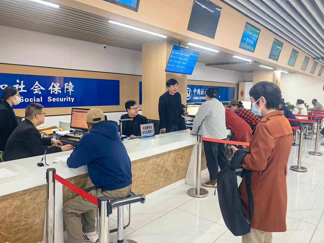 健安医保卡钱能取出来吗？深扒合规提取的3个极端条件与黑产陷阱